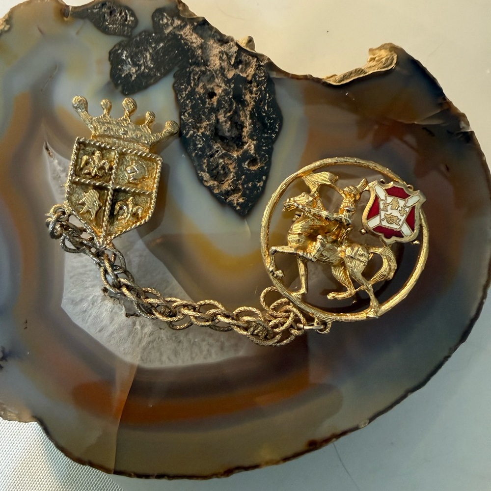 Vintage chatelaine Gold & Red Crest Brooch Guc by CGI